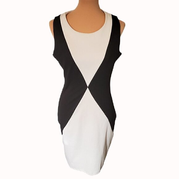 Charming Charlie Diamond Block Dress - Picture 1 of 4